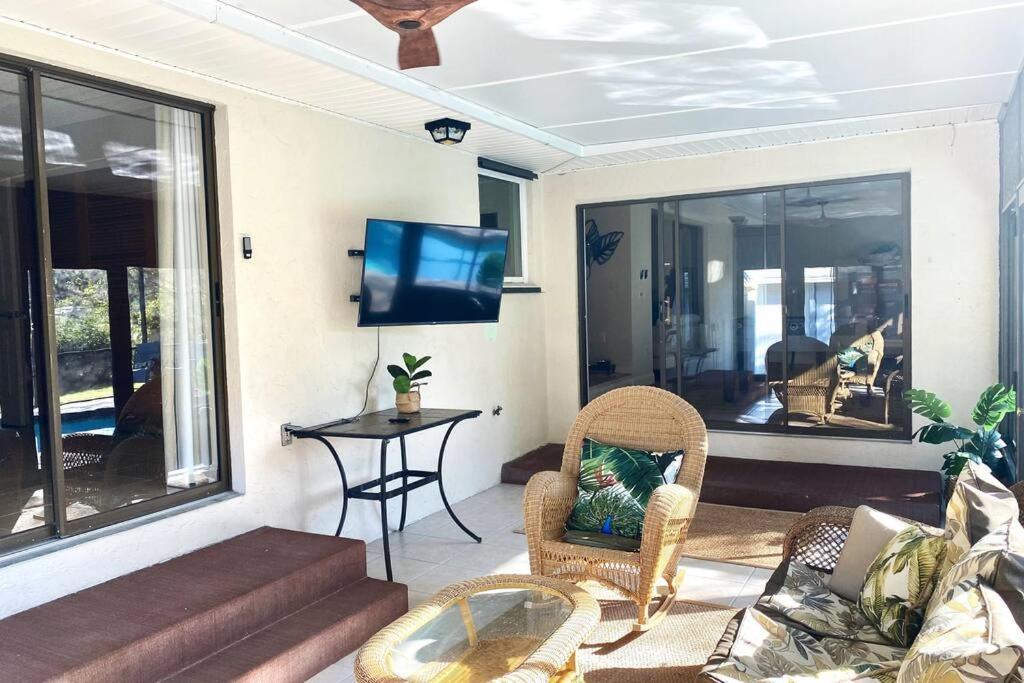 Heated Saltwater Pool Home Minutes To Beach Englewood Dış mekan fotoğraf